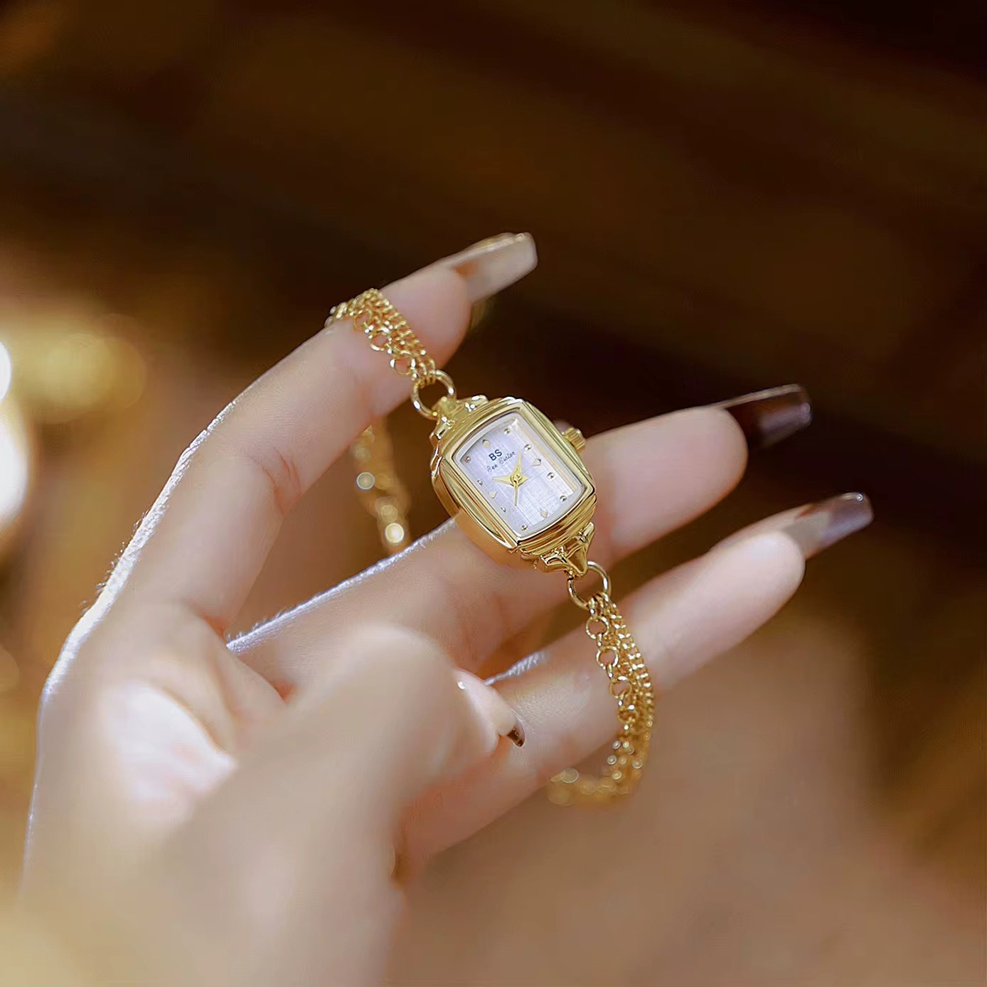 Montre BS – Grâce Dorée